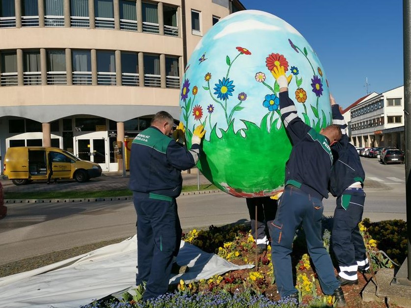 Uskrsno ukrašavanje grada